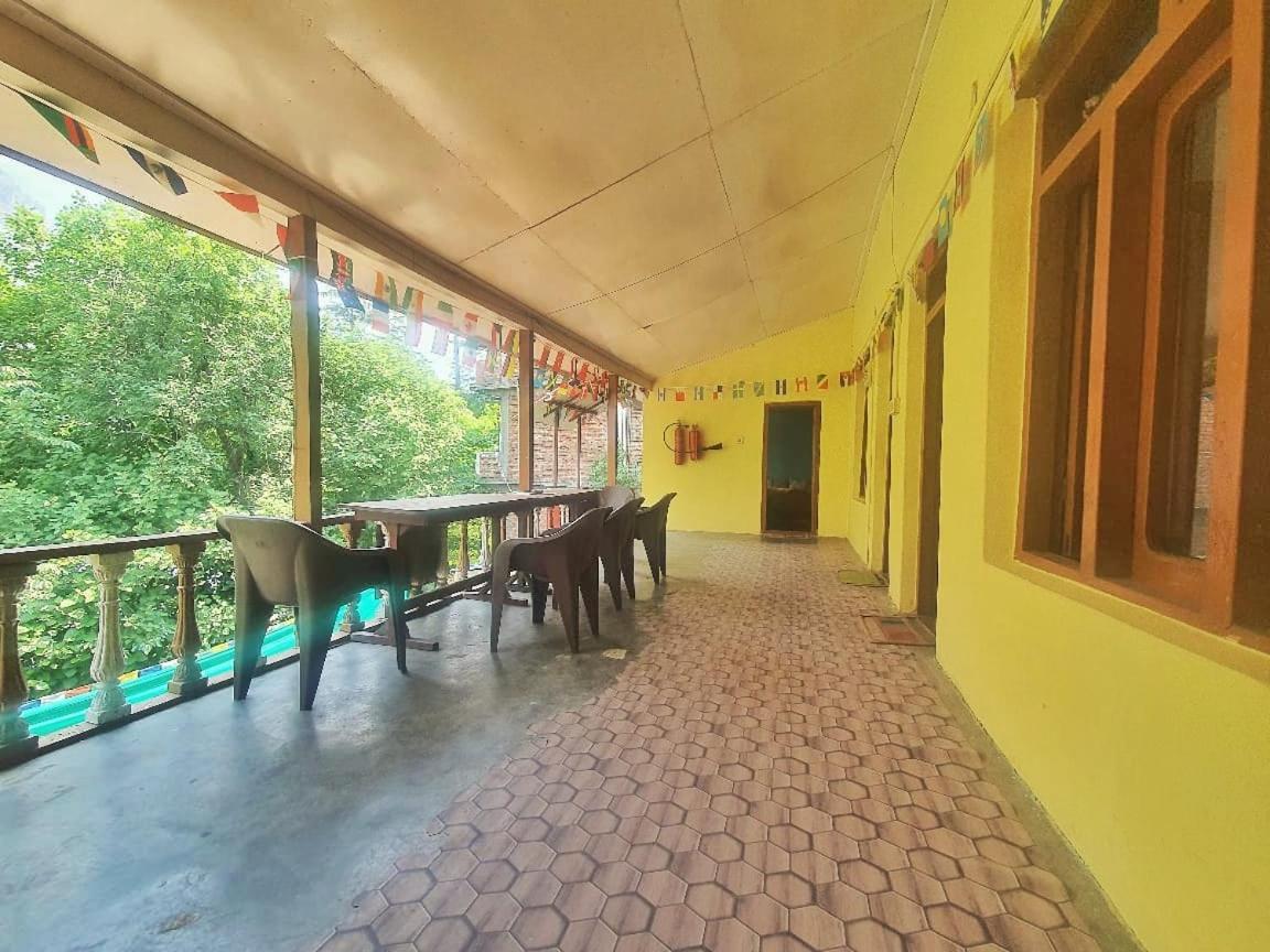 Wake N Bake Kasol Exterior foto